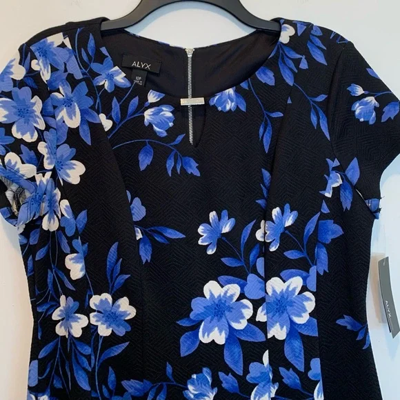 Alyx Fit & Flare Dress Spring - Picture 2 of 6